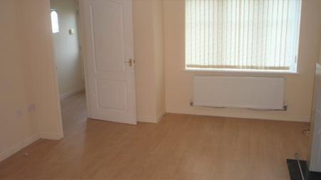 4 bedroom Detached house to let in Foxdene, Little Sutton, CH66