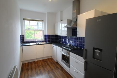 2 bedroom Flat to let in Jumpers Road, West Christchurch, Christchurch, BH23