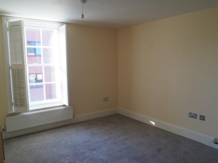 2 bedroom Flat to let in Purewell, Christchurch, BH23