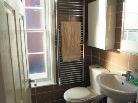 2 bedroom Flat to let in Purewell, Christchurch, BH23