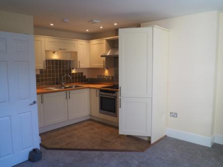 2 bedroom Flat to let in Purewell, Christchurch, BH23