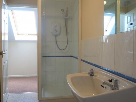 1 bedroom Flat to let in Station Road, New Milton, BH25