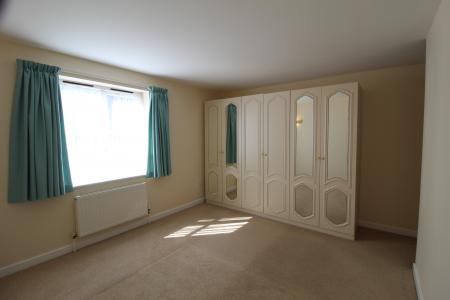 2 bedroom Flat to let in Crabton Close Road, Boscombe, Bournemouth, BH5