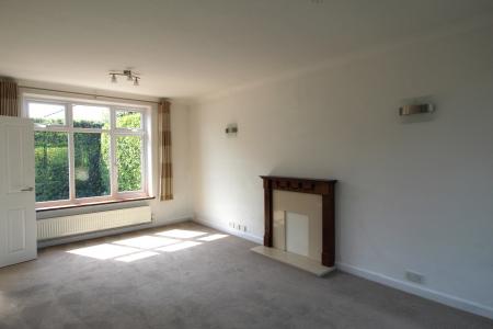 3 bedroom Detached house to let in Mudeford, Christchurch, BH23