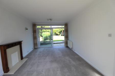 3 bedroom Detached house to let in Mudeford, Christchurch, BH23