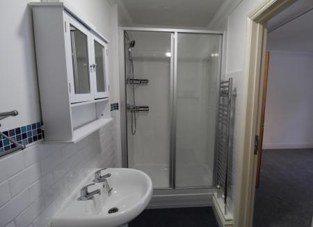 2 bedroom Flat to let in Salisbury Road, Burton, BH23