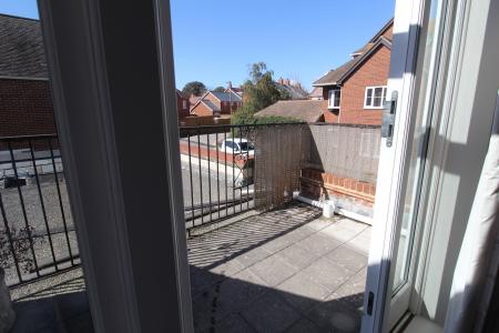 1 bedroom Flat to let in Bargates, Christchurch, BH23