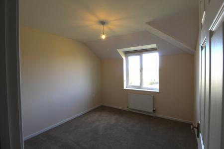 2 bedroom Flat to let in Newlands Road, Christchurch, BH23