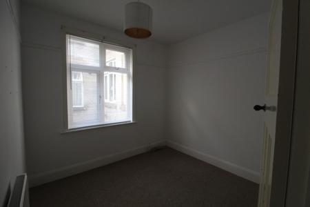 3 bedroom Flat to let in Tuckton Road, Bournemouth, BH6