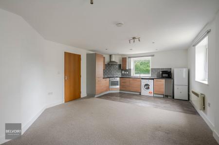 2 bedroom Flat for sale in De Grey Road, Highwoods, Colchester, CO4