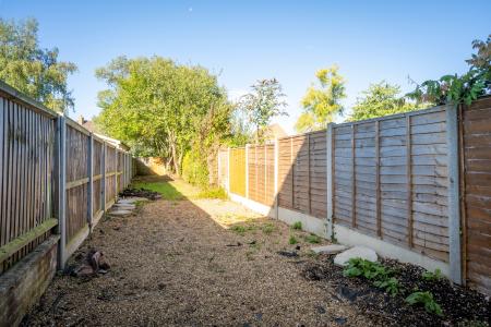 2 bedroom End of terrace house for sale in Nayland Road, Colchester, CO4