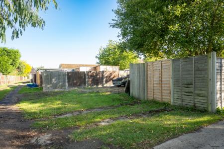 2 bedroom End of terrace house for sale in Nayland Road, Colchester, CO4