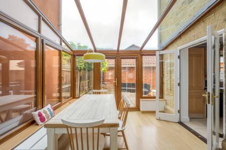 6 bedroom Terraced House for sale in Parkside Quarter, Colchester Town Centre, Colchester, CO1