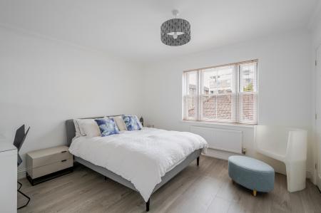 6 bedroom Terraced House for sale in Parkside Quarter, Colchester Town Centre, Colchester, CO1