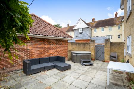 6 bedroom Terraced House for sale in Parkside Quarter, Colchester Town Centre, Colchester, CO1