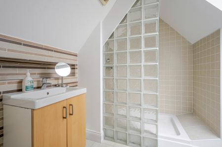 6 bedroom Terraced House for sale in Parkside Quarter, Colchester Town Centre, Colchester, CO1