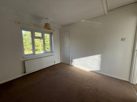 2 bedroom Terraced House to let in Elmwood Avenue, Colchester, CO2
