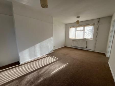 2 bedroom Terraced House to let in Elmwood Avenue, Colchester, CO2