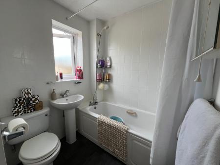 1 bedroom Terraced House to let in Grassmere, Highwoods, Colchester, CO4