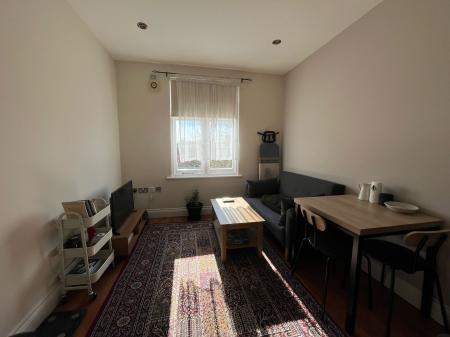 1 bedroom Flat to let in Culver Street East, Colchester Town Centre, Colchester, CO1