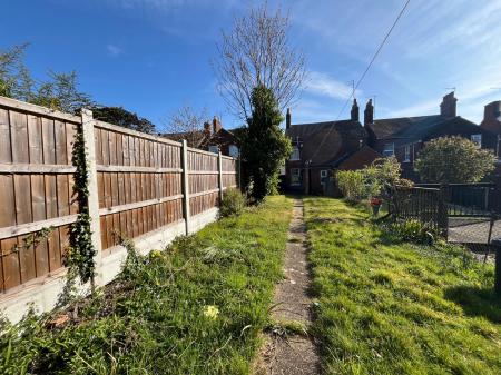 2 bedroom Semi-detached house to let in Bergholt Road, Colchester, CO4