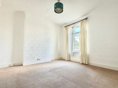 2 bedroom Semi-detached house to let in Bergholt Road, Colchester, CO4