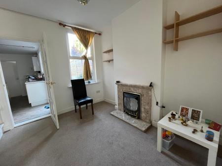 2 bedroom Semi-detached house to let in Bergholt Road, Colchester, CO4