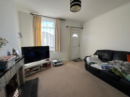 2 bedroom Semi-detached house to let in Bergholt Road, Colchester, CO4