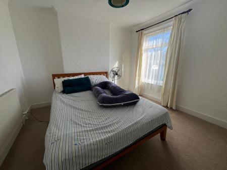 2 bedroom Semi-detached house to let in Bergholt Road, Colchester, CO4