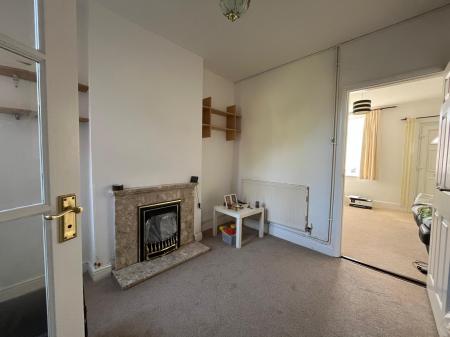 2 bedroom Semi-detached house to let in Bergholt Road, Colchester, CO4