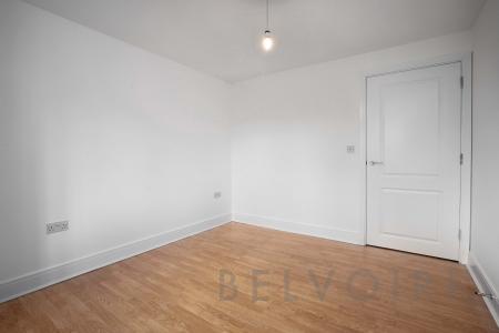 2 bedroom Flat to let in Weyland Drive, Off Winstree Road, Heathlands, Colchester, CO3
