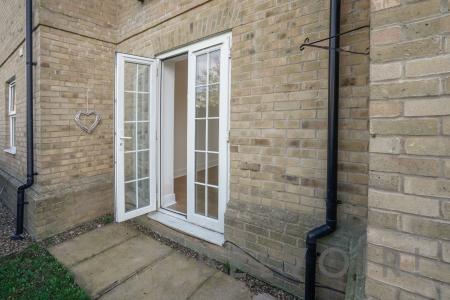 2 bedroom Flat to let in Weyland Drive, Off Winstree Road, Heathlands, Colchester, CO3