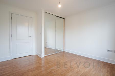 2 bedroom Flat to let in Weyland Drive, Off Winstree Road, Heathlands, Colchester, CO3