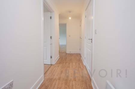 2 bedroom Flat to let in Weyland Drive, Off Winstree Road, Heathlands, Colchester, CO3