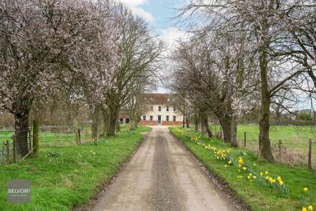 Blue Gates Farmhouse, Alresford, CO7