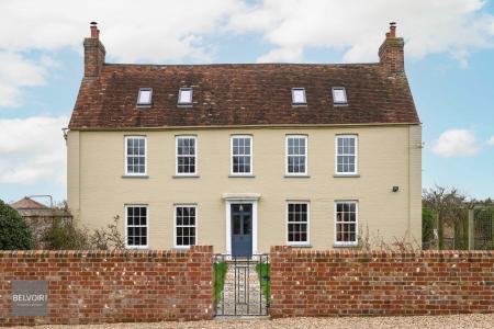 6 bedroom Detached house to let in Blue Gates Farmhouse, Alresford, CO7
