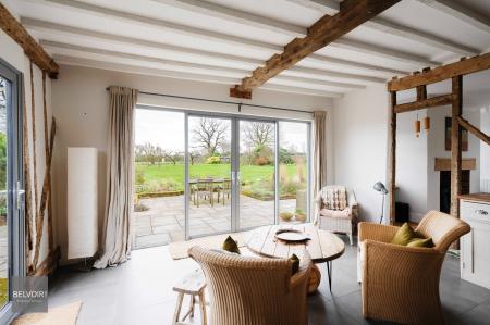 6 bedroom Detached house to let in Blue Gates Farmhouse, Alresford, CO7