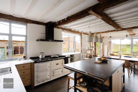 6 bedroom Detached house to let in Blue Gates Farmhouse, Alresford, CO7