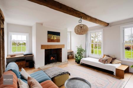 6 bedroom Detached house to let in Blue Gates Farmhouse, Alresford, CO7