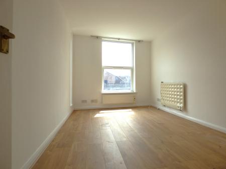 2 bedroom Flat to let in Culver Street East, Colchester, CO1