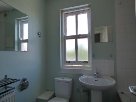 1 bedroom Flat to let in Regent Street, Rowhedge, CO5