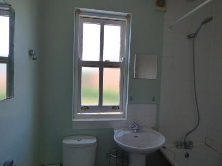 1 bedroom Flat to let in Regent Street, Rowhedge, CO5