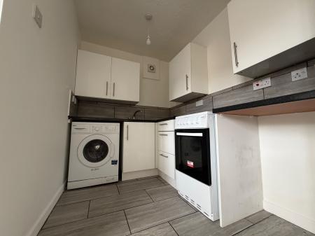 1 bedroom Ground floor maisonette to let in Chinook, Highwoods, Colchester, CO4