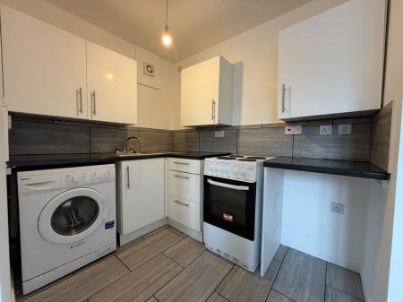 1 bedroom Ground floor maisonette to let in Chinook, Highwoods, Colchester, CO4