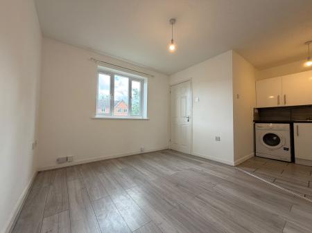 1 bedroom Ground floor maisonette to let in Chinook, Highwoods, Colchester, CO4
