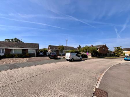 2 bedroom Bungalow to let in Claremont Road, Wivenhoe, CO7