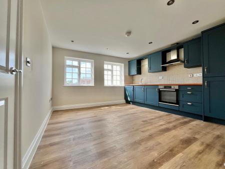 1 bedroom Flat to let in Queens Street, Colchester, CO1