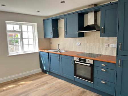 1 bedroom Flat to let in Queens Street, Colchester, CO1
