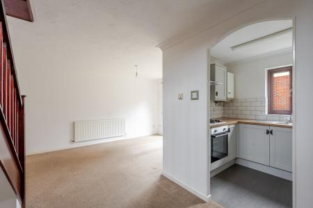 2 bedroom Semi-detached house for sale in Chiltern Close, North Station, Colchester, CO1