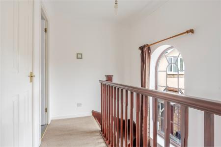 2 bedroom Semi-detached house for sale in Chiltern Close, North Station, Colchester, CO1